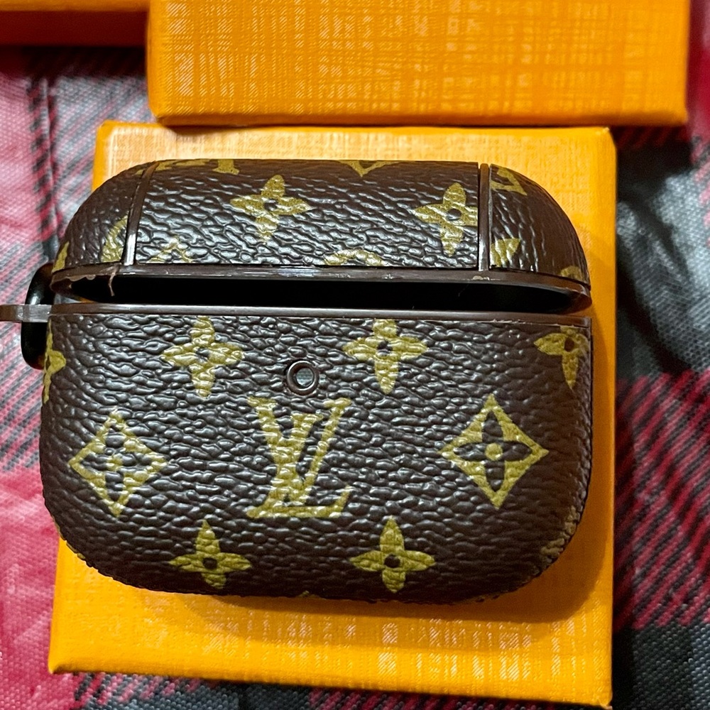 AirPod Pro case and watch ban